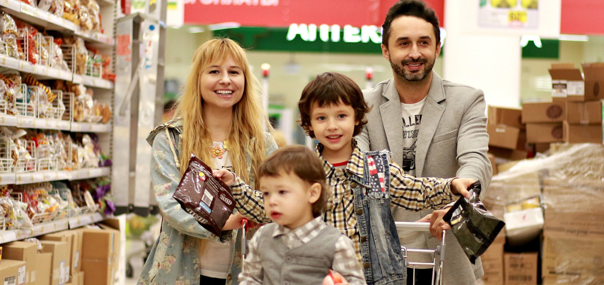 Jak kupować mądrze w dyskontach i maksymalizować oszczędności?